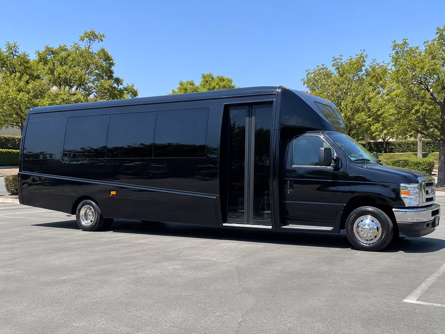 book group transportation for your next wine tour 1